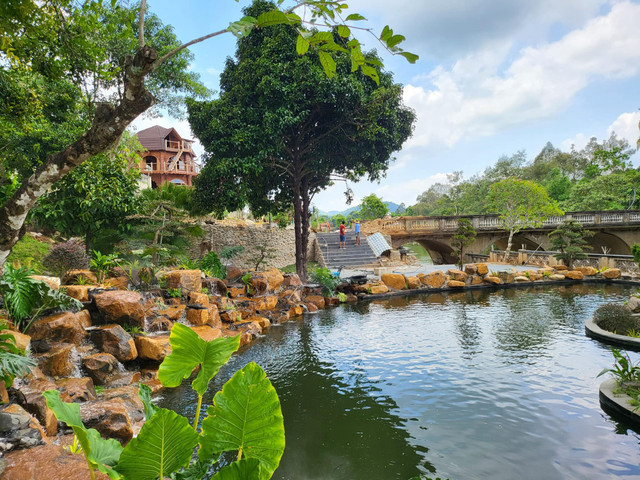 Cận cảnh cơ ngơi hàng tỷ của chị ruột Hoa hậu Đặng Thu Thảo - Hình 5 Can canh co ngoi hang ty cua chi ruot Hoa hau Dang Thu Thao-Hinh-5