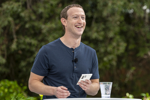 Sieu ty phu Mark Zuckerberg 'dot tien' cho ve si the nao?-Hinh-5