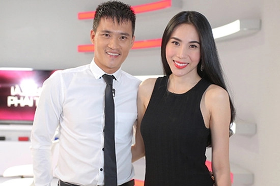 Công Vinh giàu cỡ nào khi mạnh tay tặng Thủy Tiên 2 tỷ đồng? - Hình 10 Cong Vinh giau co nao khi manh tay tang Thuy Tien 2 ty dong?-Hinh-10