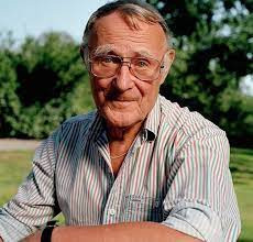 Tiền chất như núi nhưng tỷ phú vẫn chi tiêu dè sẻn - Hình 8 Tien chat nhu nui nhung ty phu van chi tieu de sen-Hinh-8