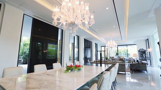 Bên trong dinh thự hơn 2.000m2 của nữ đại gia Madam Pang - Hình 8 Ben trong dinh thu hon 2.000m2 cua nu dai gia Madam Pang-Hinh-8