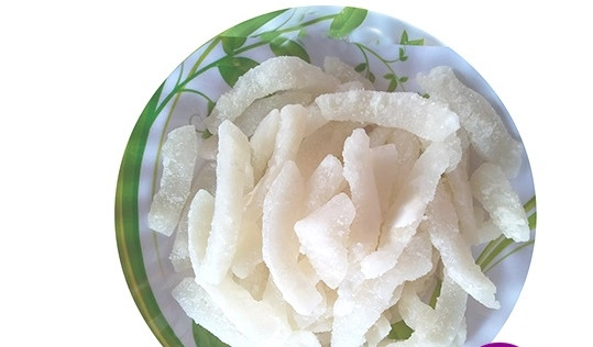 Vì sao mứt dừa sáp có giá đắt đỏ gần nửa triệu đồng/kg? - Hình 2 Vi sao mut dua sap co gia dat do gan nua trieu dong/kg?-Hinh-2