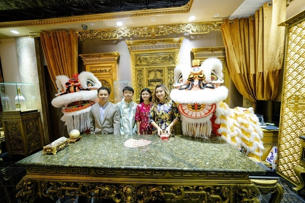 Tỷ phú gốc Việt Johnny Đặng sở hữu khối tài sản đồ sộ như nào? - Hình 7 Ty phu goc Viet Johnny Dang so huu khoi tai san do so nhu nao?-Hinh-7