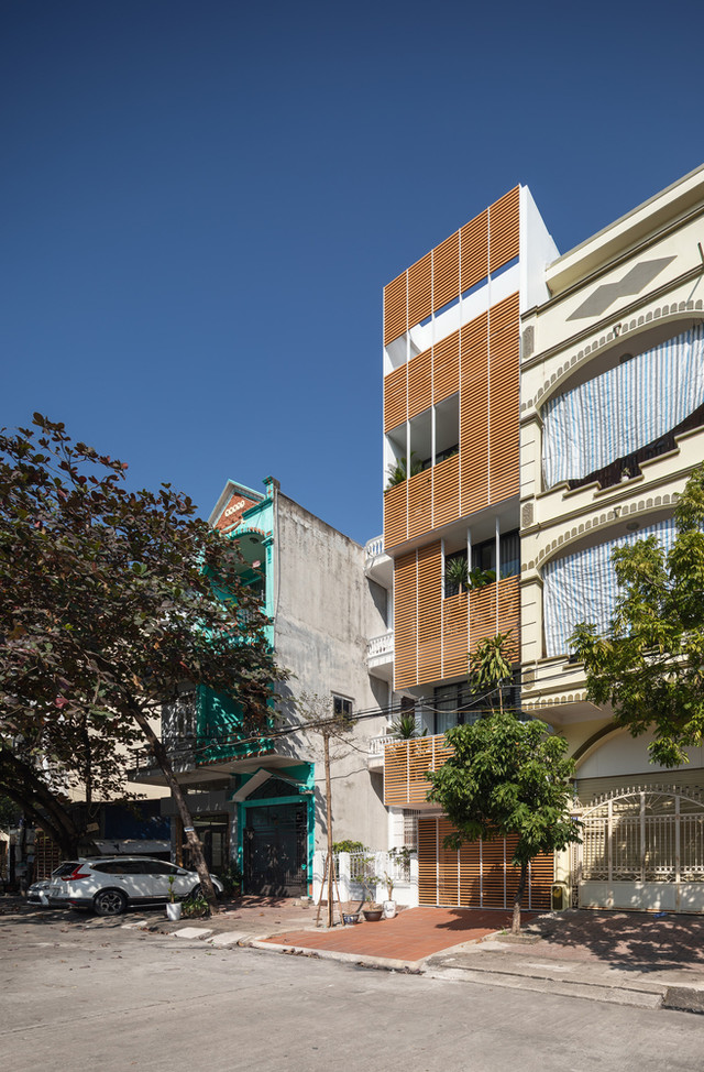 Nhà Hạ Long gây bất ngờ trên báo Mỹ khi “bọc” thép gỗ bên ngoài Nha Ha Long gay bat ngo tren bao My khi “boc” thep go ben ngoai