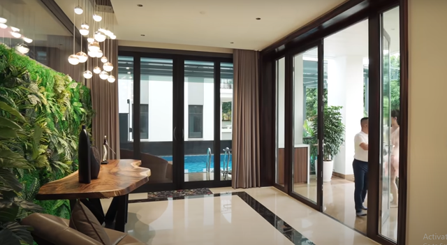 Khám phá "siêu biệt thự” thông minh hơn 150 tỷ tại Hà Nội - Hình 3 Kham pha