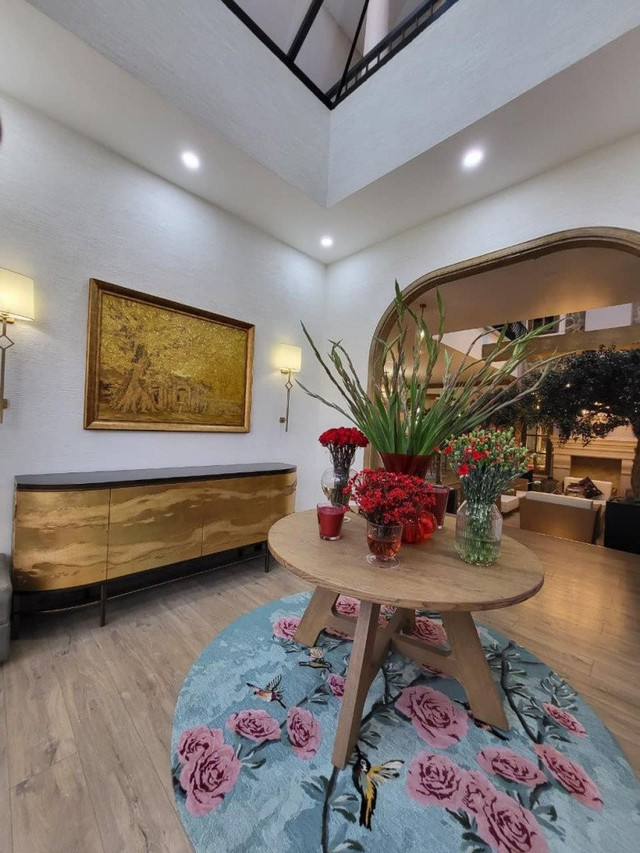 Biệt thự phong cách Châu Âu cổ điển của Hoa hậu Thu Hoài và chồng trẻ - Hình 6 Biet thu phong cach Chau Au co dien cua Hoa hau Thu Hoai va chong tre-Hinh-6