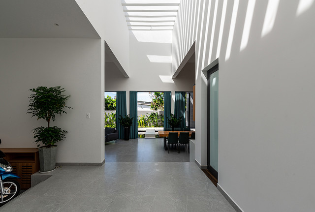 Cận cảnh dinh cơ 1.000 m2 có hồ nuôi cá Koi của cô gái độc thân Bình Dương - Hình 4 Can canh dinh co 1.000 m2 co ho nuoi ca Koi cua co gai doc than Binh Duong-Hinh-4