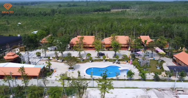 “Đại gia chân đất” sở hữu biệt phủ 15ha toàn gỗ quý “Dai gia chan dat” so huu biet phu 15ha toan go quy