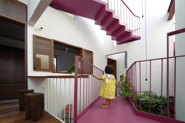 Ngỡ ngàng ngôi nhà ở Đà Nẵng đặt vườn cây trong bếp lên báo Mỹ - Hình 10 Ngo ngang ngoi nha o Da Nang dat vuon cay trong bep len bao My-Hinh-10