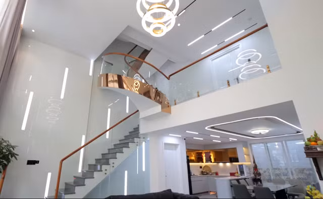 Ngam biet thu sang trong cua vo chong Thu Trang - Tien Luat-Hinh-4