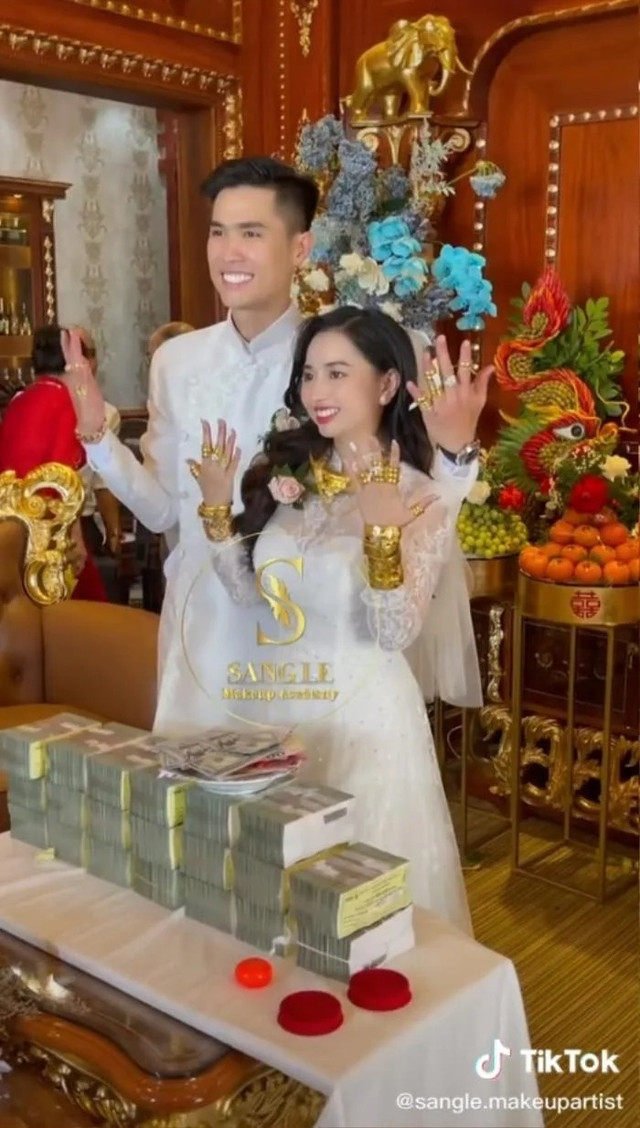 Diem danh nhung dam cuoi gay choang voi tien vang va so do triu tay-Hinh-7