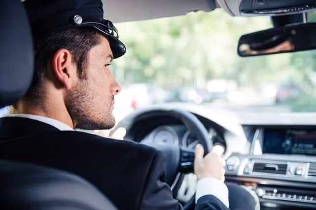 Bat ngo thoi truy hoan voi tiec sex cua gioi ty phu-Hinh-2