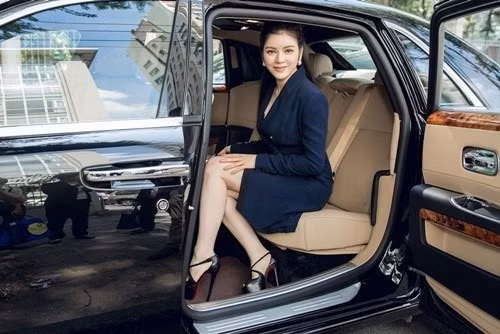 Ly Nha Ky kinh doanh gi ma so huu khoi tai san do so den vay?-Hinh-5