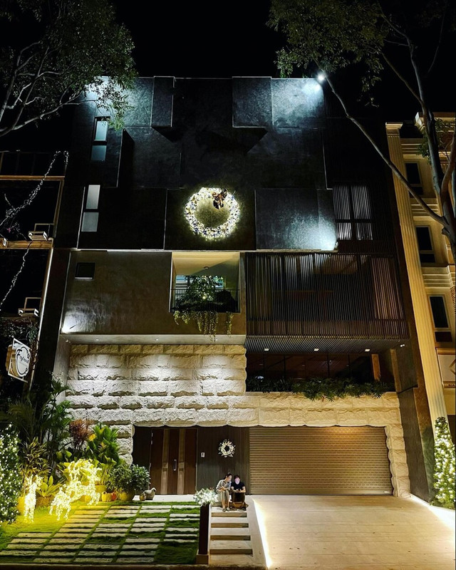 Sao Việt trang trí nhà lộng lẫy đón Giáng sinh - Hình 10 Sao Viet trang tri nha long lay don Giang sinh-Hinh-10