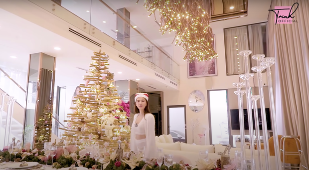 Sao Việt trang trí nhà lộng lẫy đón Giáng sinh - Hình 3 Sao Viet trang tri nha long lay don Giang sinh-Hinh-3