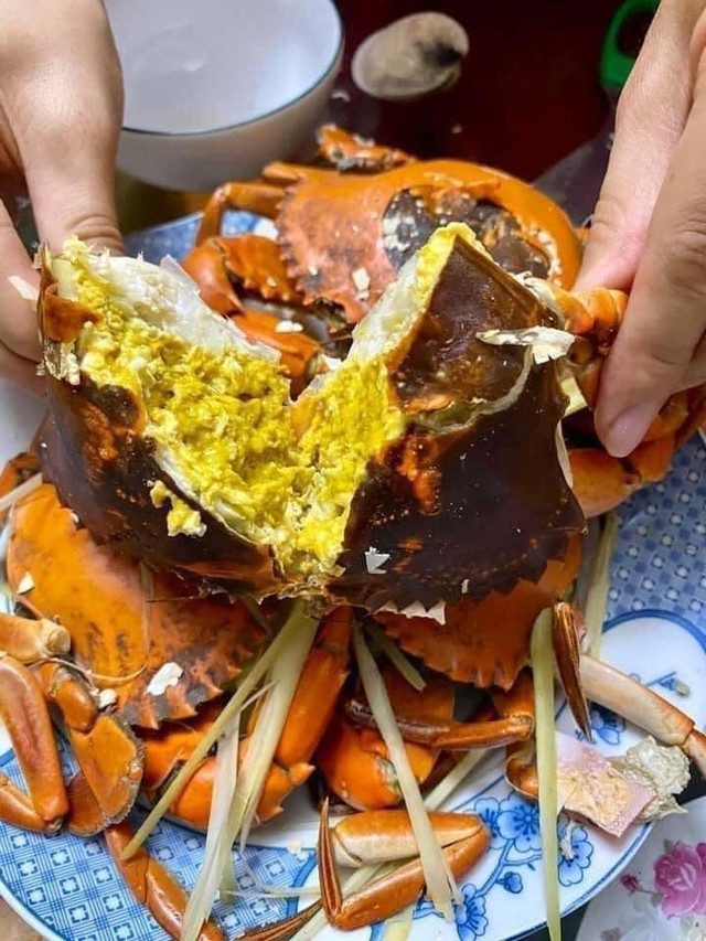 Cua cốm Cà Mau sánh ngang cua hoàng đế giá cả triệu đồng - Hình 4 Cua com Ca Mau sanh ngang cua hoang de gia ca trieu dong-Hinh-4