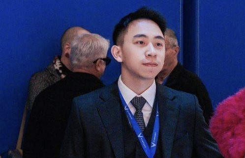 Những thiếu gia Việt cùng cha gánh vác cơ nghiệp Nhung thieu gia Viet cung cha ganh vac co nghiep