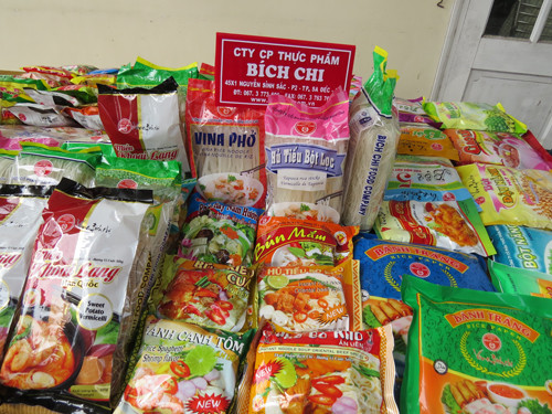 Bán bánh phồng tôm, một doanh nghiệp thực phẩm lãi gấp 2 lần năm trước Ban banh phong tom, mot doanh nghiep thuc pham lai gap 2 lan nam truoc