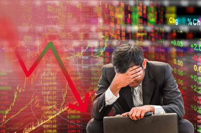 Cổ đông lớn tại VNE bị bán giải chấp khi cổ phiếu có 7 phiên giảm sàn Co dong lon tai VNE bi ban giai chap khi co phieu co 7 phien giam san