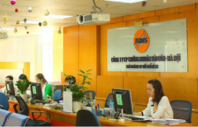 Thêm một sếp chứng khoán SHS muốn bán hơn 1,1 triệu cổ phiếu Them mot sep chung khoan SHS muon ban hon 1,1 trieu co phieu