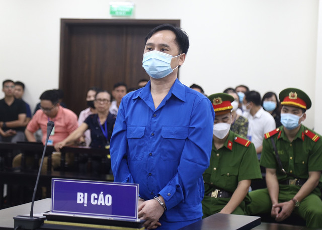 Ho FLC va Louis Holdings bi gach ten tren san chung khoan nam 2023-Hinh-2