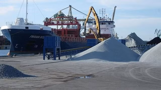 Khong co giao dich, co phieu TTZ dung truoc nguy co huy niem yet