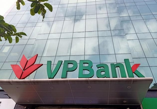 Sếp VPBank muốn gom thêm 350.000 cổ phiếu VPB Sep VPBank muon gom them 350.000 co phieu VPB