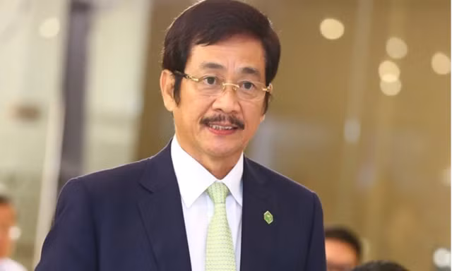 NVL kich tran 2 phien, NovaGroup lien muon ban 38 trieu co phieu