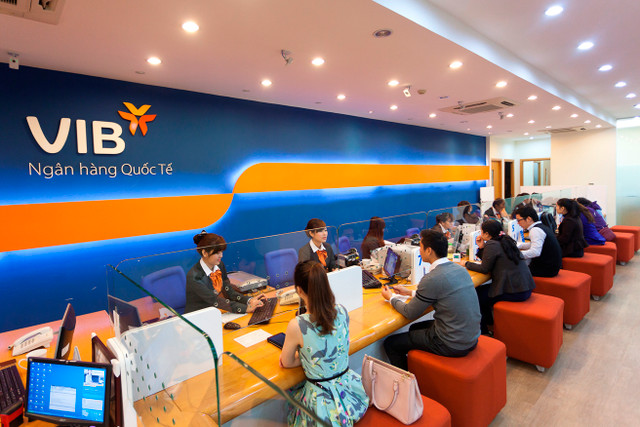 Gia dinh sep Ngan hang VIB sang tay khoi co phieu tri gia 650 ty dong?