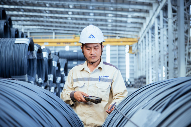 Hòa Phát: Sản lượng bán hàng thép xây dựng quý 1 giảm 37% Hoa Phat: San luong ban hang thep xay dung quy 1 giam 37%