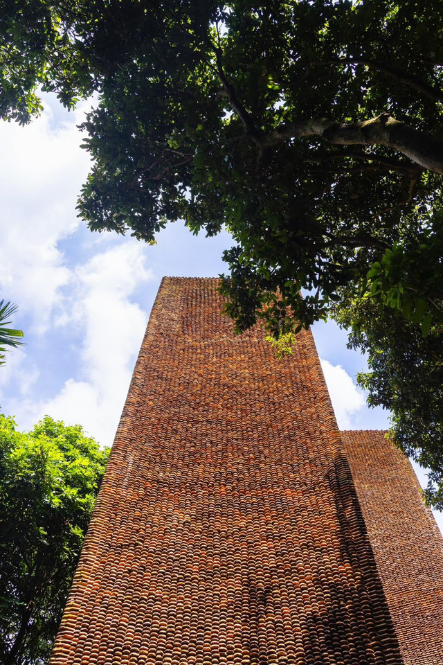 Biet phu bac ty doc la cua nghe si Xuan Hinh-Hinh-3