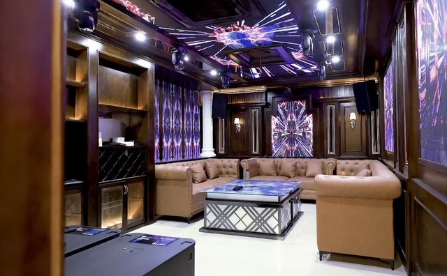 Doanh nhân 8X báo hiếu biệt thự 1.000m2 đang gây sốt tại Nghệ An - Hình 11 Doanh nhan 8X bao hieu biet thu 1.000m2 dang gay sot tai Nghe An-Hinh-11