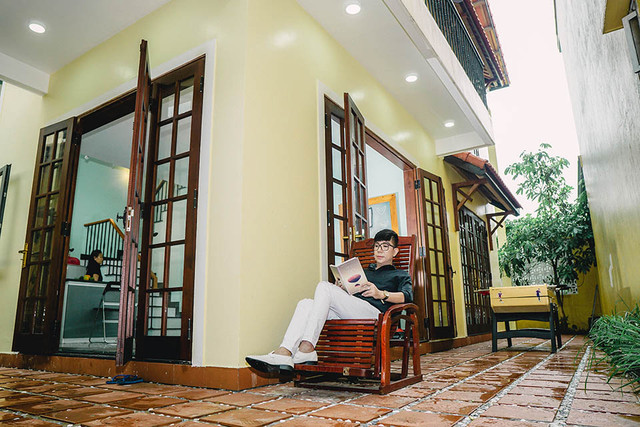 Ca sĩ Long Nhật khoe biệt phủ hơn 500 m2 trị giá 21 tỷ tại Huế - Hình 11 Ca si Long Nhat khoe biet phu hon 500 m2 tri gia 21 ty tai Hue-Hinh-11