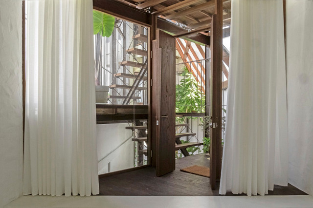 Ben trong khach san sieu mong o thanh pho Nha Trang-Hinh-11