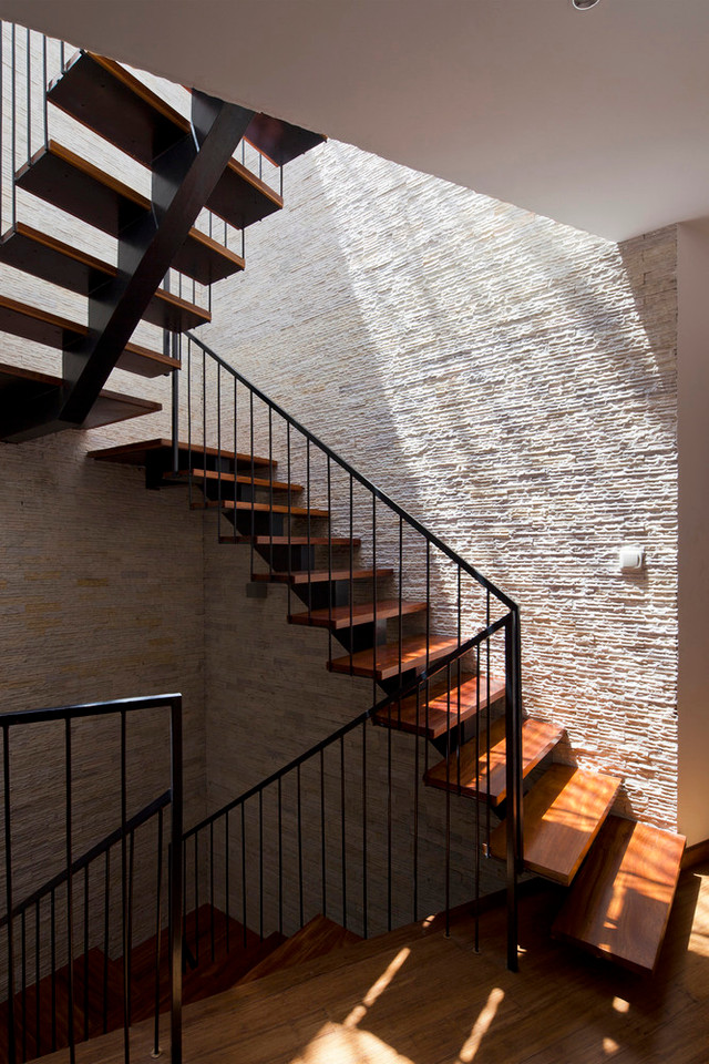 Bên trong căn nhà phố như ốc đảo xanh giữa Hà Nội - Hình 5 Ben trong can nha pho nhu oc dao xanh giua Ha Noi-Hinh-5