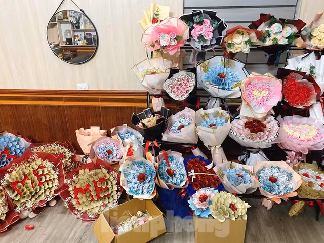 Nhung bo hoa khong lo sieu dat do gay sot dip 8/3-Hinh-2