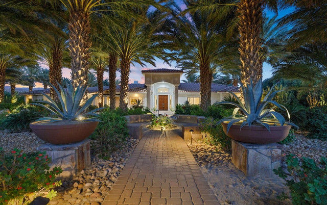 Biệt thự 3 triệu đô ở Mỹ của nghệ sĩ Bảo Quốc hoành tráng thế nào? - Hình 8 Biet thu 3 trieu do o My cua nghe si Bao Quoc hoanh trang the nao?-Hinh-8