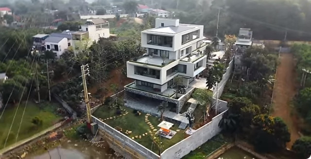 Choáng ngợp với siêu biệt thự trăng thanh của đại gia Choang ngop voi sieu biet thu trang thanh cua dai gia