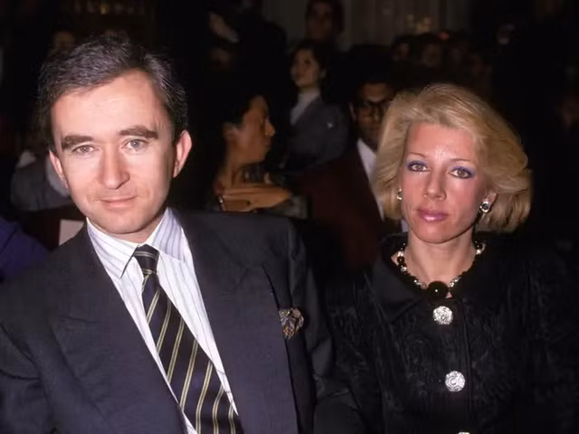 Ai la nguoi giau nhat the gioi hien nay va dang co bao nhieu ty do?-Hinh-6