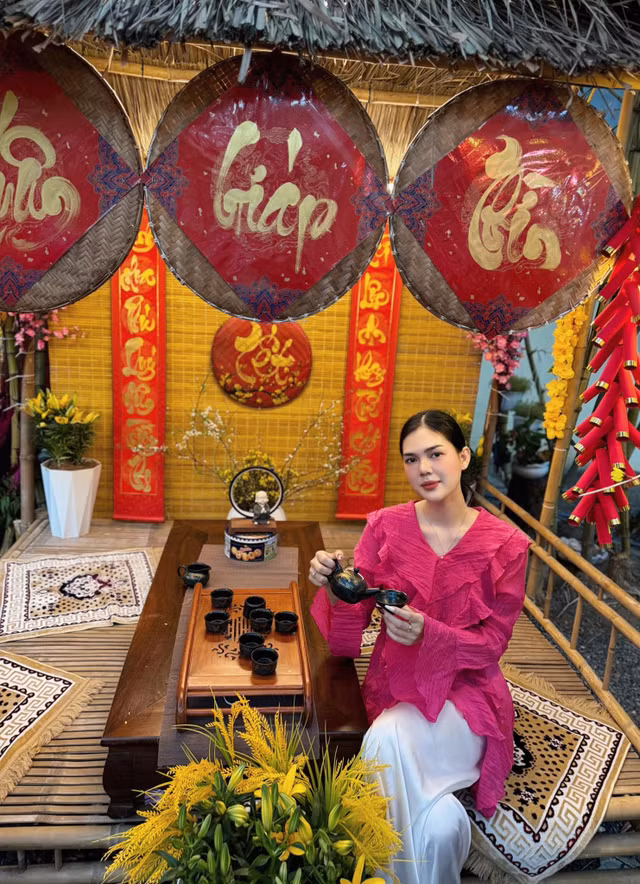 Vao xem ngoi nha 4 tang cua dien vien Le Ngoc Trinh-Hinh-4