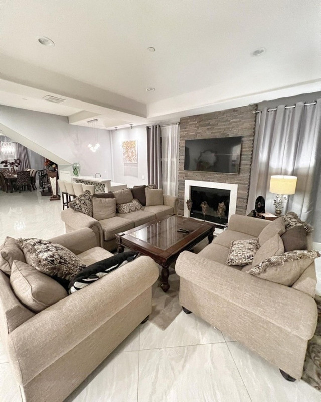 Lệ Quyên khoe biệt thự sang chảnh tại Mỹ - Hình 6 Le Quyen khoe biet thu sang chanh tai My-Hinh-6