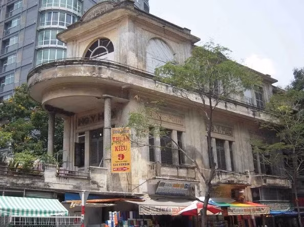 Dai gia Sai Gon xua so huu dinh thu 4 mat tien “doc nhat vo nhi”-Hinh-3