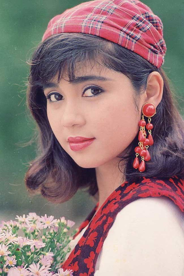 Những ngôi sao làng giải trí Việt sau giải nghệ: Cuộc sống nhẹ nhàng trong những ngôi nhà sang trọng Nhung ngoi sao lang giai tri Viet sau giai nghe: Cuoc song nhe nhang trong nhung ngoi nha sang trong