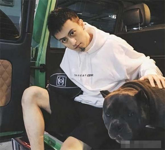 Tần Phấn có biệt danh 'King' tại Thượng Hải có thoái ăn chơi vô độ - Hình 2 Tan Phan co biet danh 'King' tai Thuong Hai co thoai an choi vo do-Hinh-2