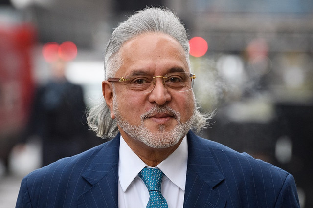 Vì sao tỷ phú Ấn Độ Vijay Mallya nhanh chóng ngã ngựa? - Hình 3 Vi sao ty phu An Do Vijay Mallya nhanh chong nga ngua?-Hinh-3