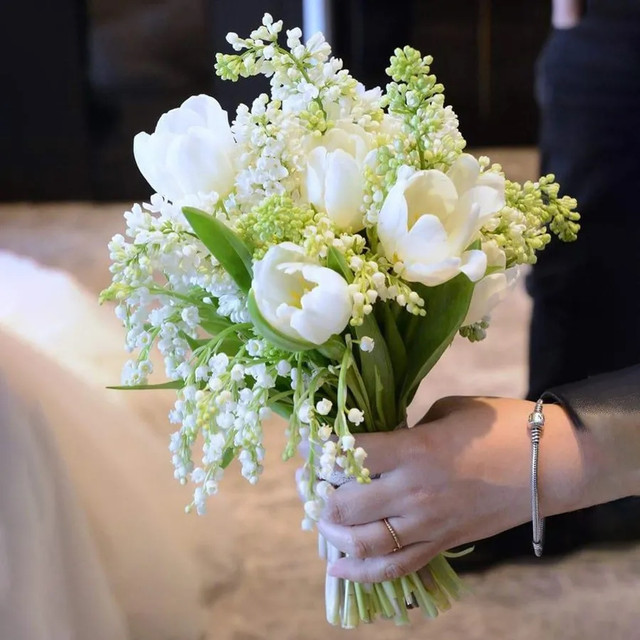 Linh lan được xếp thứ 9 trong top 10 loài hoa đắt nhất thế giới - Hình 9 Linh lan duoc xep thu 9 trong top 10 loai hoa dat nhat the gioi-Hinh-9