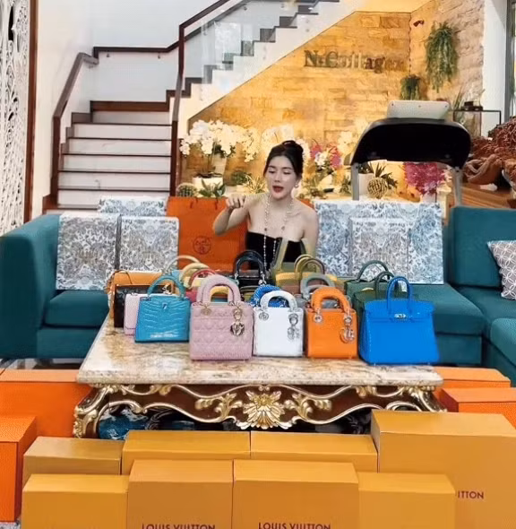 Toa lau dai cua dai gia Bich Ngan tai Can Tho rong toi 1.000m2