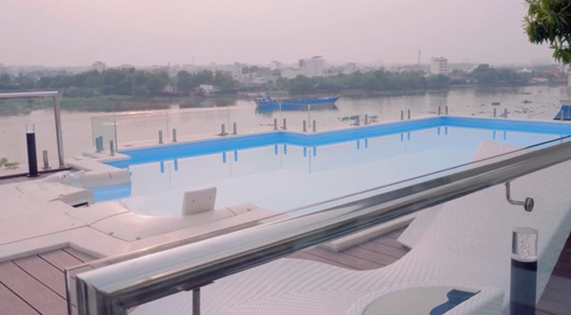 Biệt thự của danh hài Việt Hương được đầu tư 300 tỷ - Hình 12 Biet thu cua danh hai Viet Huong duoc dau tu 300 ty-Hinh-12