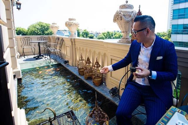 Đại gia Việt đầu tư hàng chục tỷ để tậu những con cá Koi 'siêu phẩm' Dai gia Viet dau tu hang chuc ty de tau nhung con ca Koi 'sieu pham'