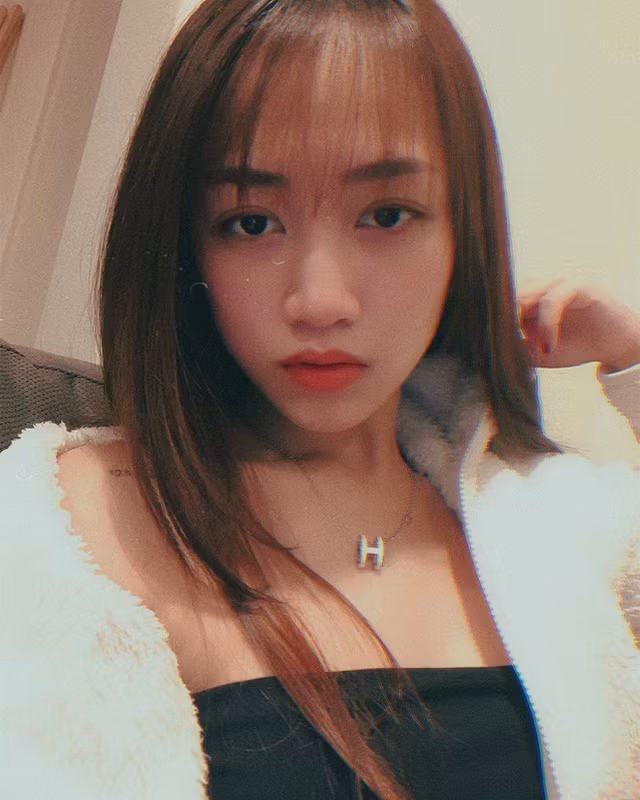 Con gai cua dai gia Minh Nhua dien bikini khoe 3 vong nong ruc-Hinh-8